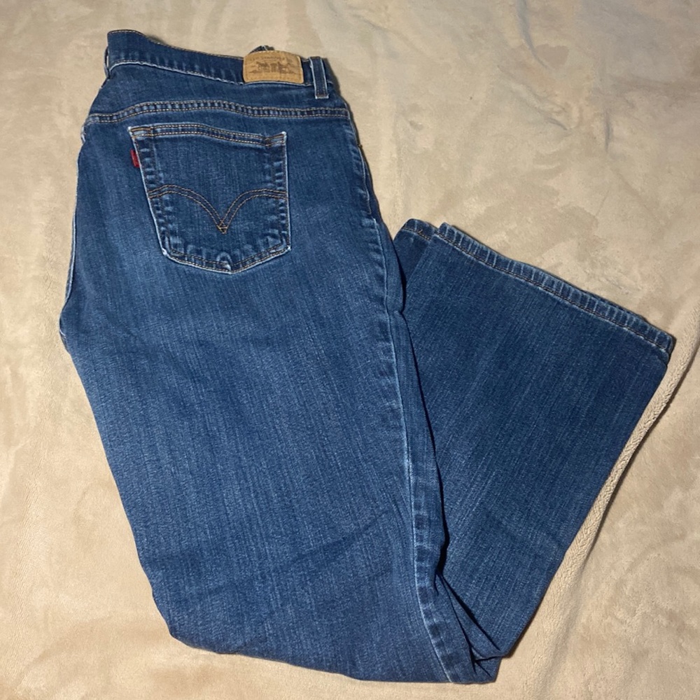 levi’s boot cut jeans